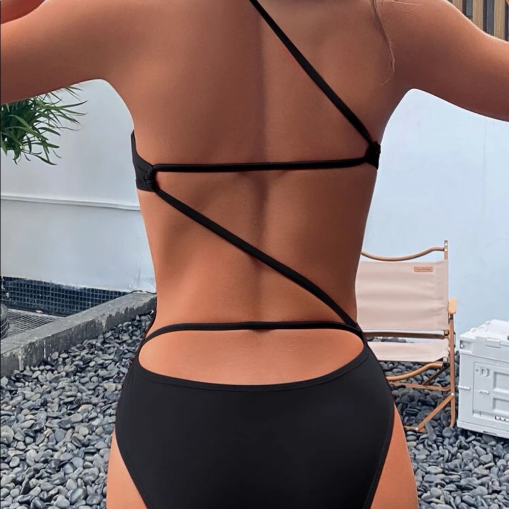 Zig Zag Back SHEIN One Piece NWOT